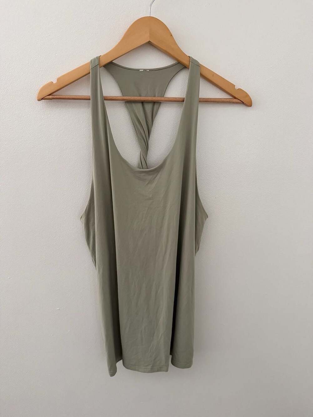 Alo Yoga Twist Back Tank Top Sage Green